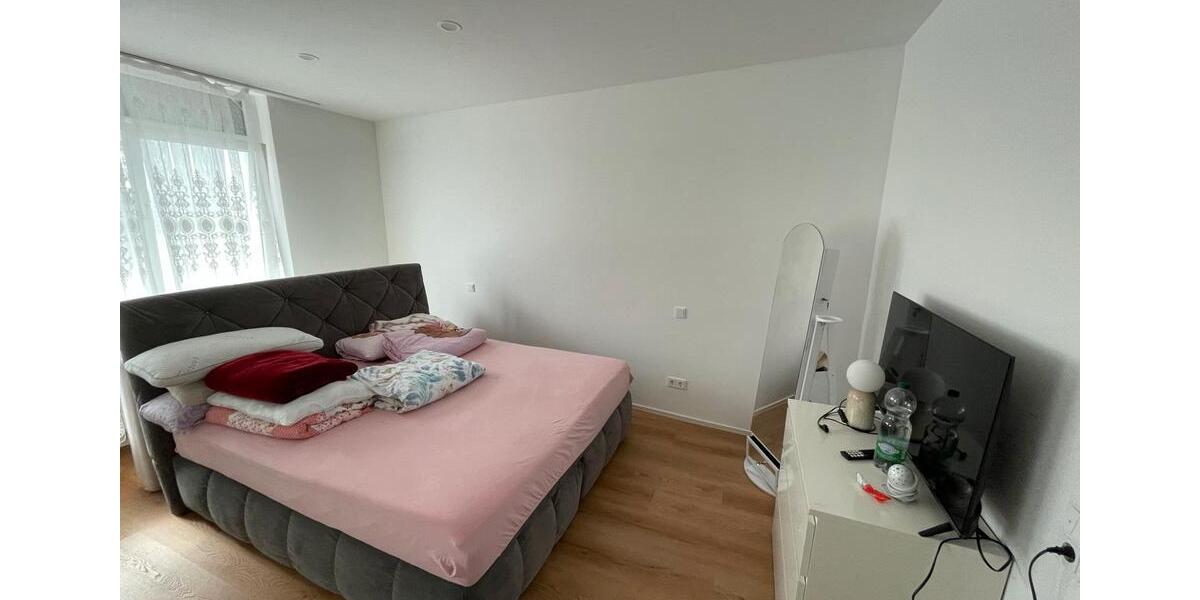 Erdgeschoßwohnung Speicher - 3 Zimmer, 100 m&sup2;, 750&euro; | Angebot:26222603