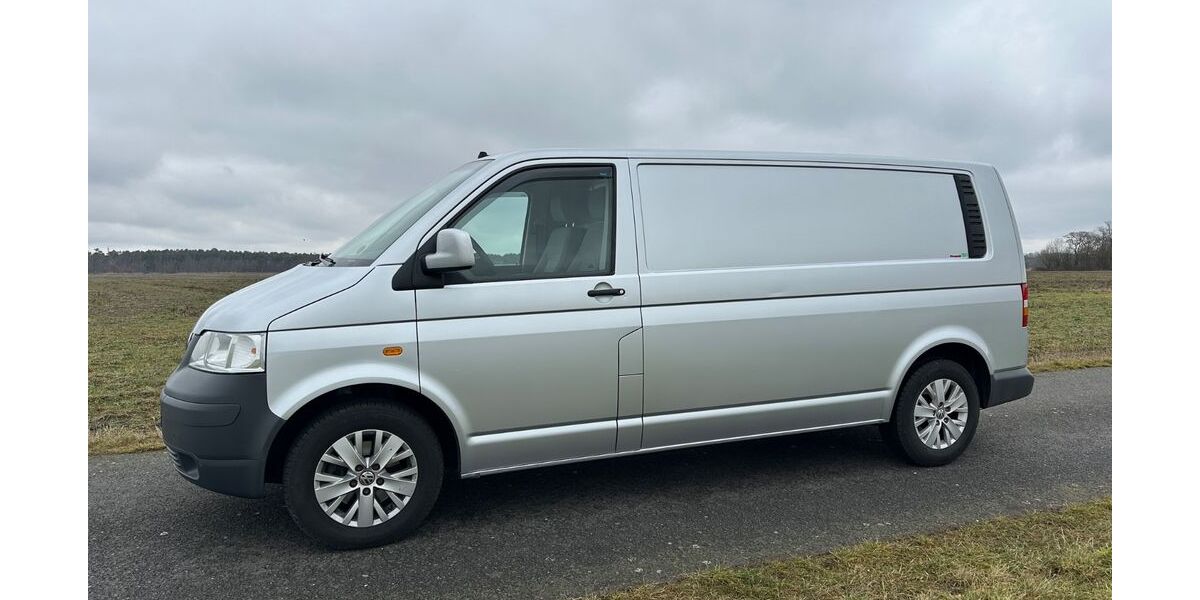 VW T5 Transporter 172.500 km 9.999 &euro; Mockrehna 04862