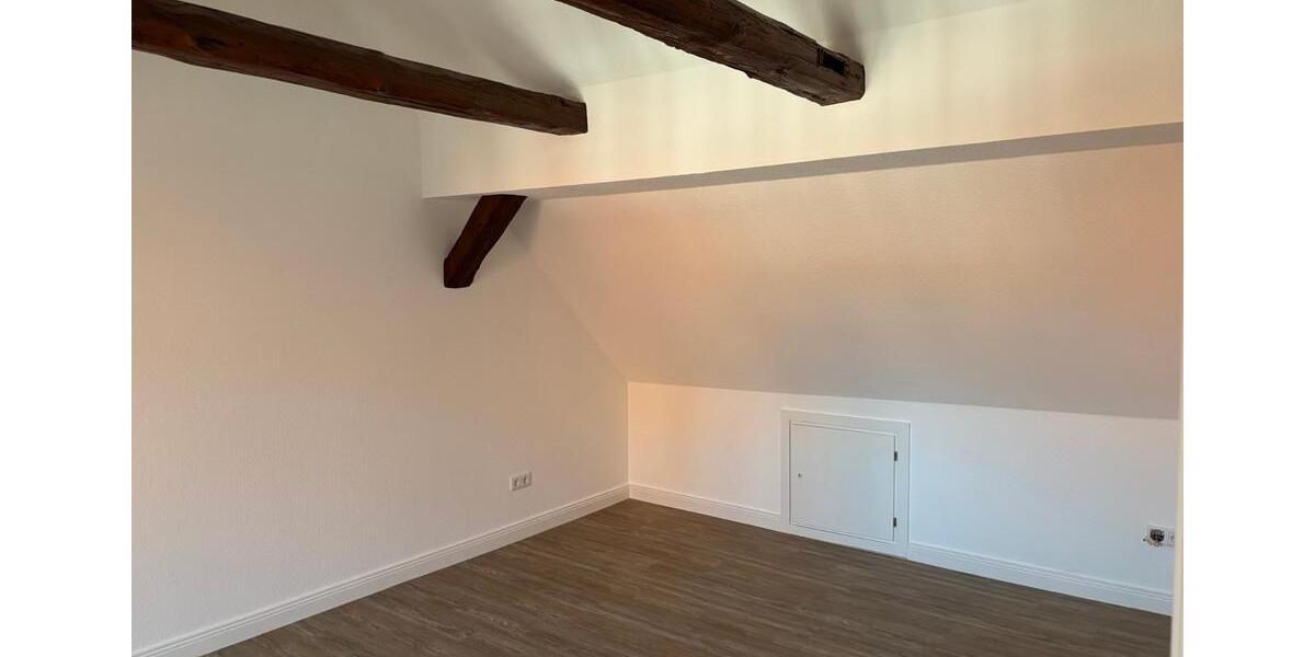 Dachgeschoßwohnung Melsungen - 2 Zimmer, 66 m&sup2;, 630&euro; | Angebot:26504243
