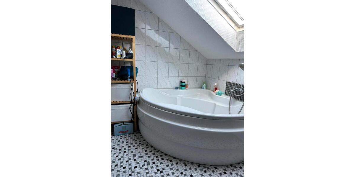 Dachgeschoßwohnung Georgsmarienhütte - 3 Zimmer, 85 m&sup2;, 820&euro; | Angebot:26227799