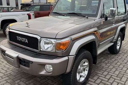 Toyota Land Cruiser 19.449 km 59.980 &euro; Rheinbach 53359