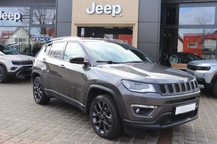 Jeep Compass 43.480 km 24.985 &euro; Potsdam 14482