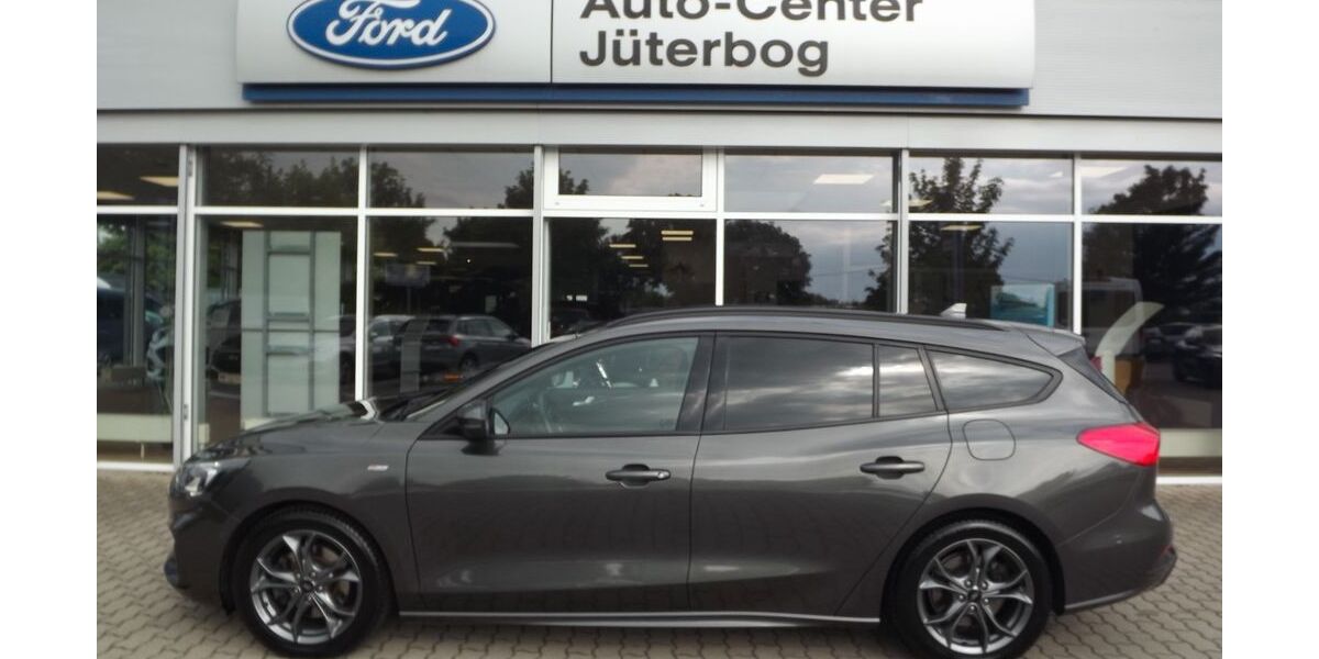 Ford Focus 73.560 km 16.890 &euro; Jüterbog 14913