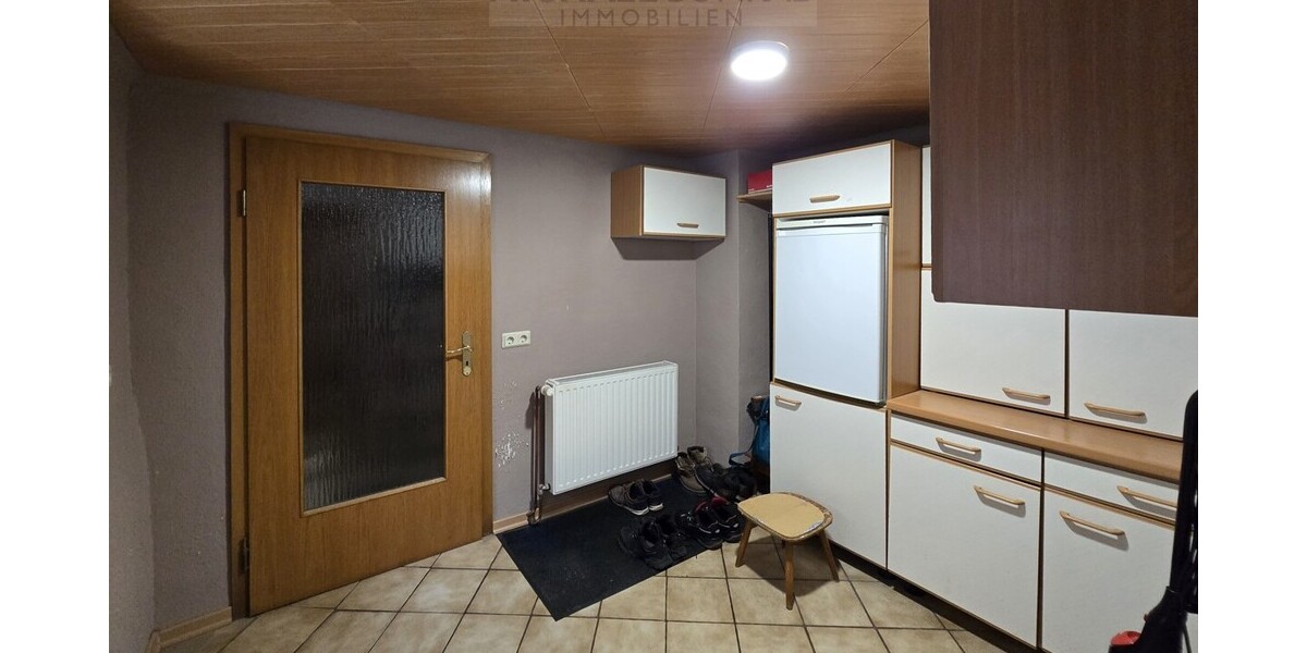 Modernisiertes Einfamilienhaus mit Einliegerwohnung Schmelz zentral - Einfamilienhaus Schmelz | Angebot:27010373