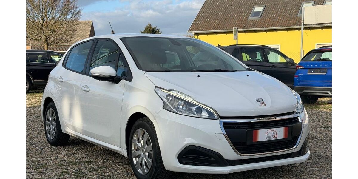 Peugeot 208 40.000 km 11.699 &euro; Trebbin 14959