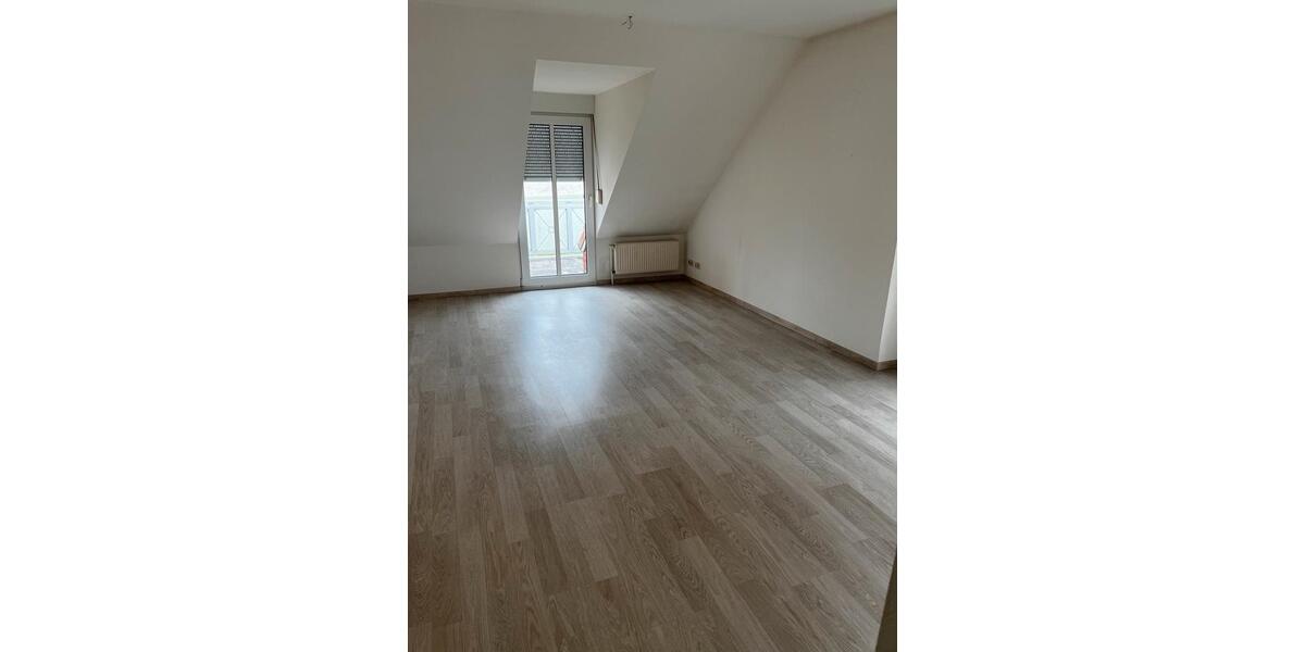 Dachgeschoßwohnung Crivitz - 2 Zimmer, 53 m&sup2;, 450&euro; | Angebot:26163840