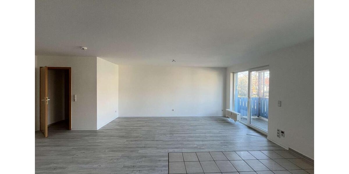 Etagenwohnung Halberstadt - 2 Zimmer, 64 m&sup2;, 349&euro; | Angebot:25791446