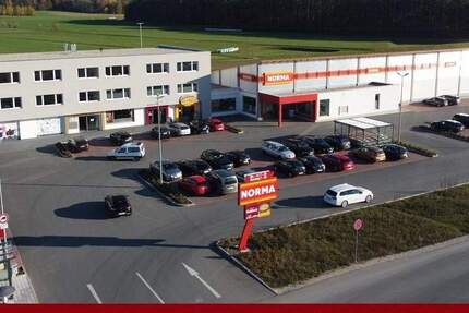 Geschäfts-Zentrum Schlierfer Heide, Sengenthal - Schlierfer Holz zimmer