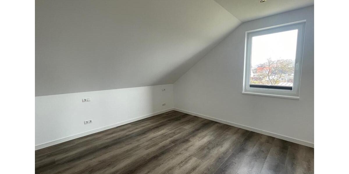 Etagenwohnung Sassnitz - 3 Zimmer, 97 m&sup2;, 1.100&euro; | Angebot:25436489