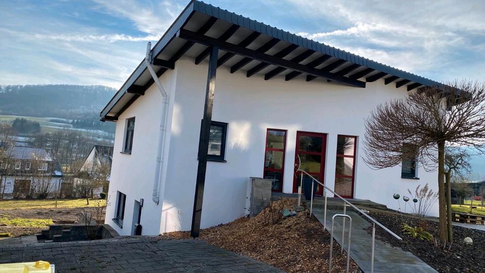 Einfamilienhaus Medebach - 6 Zimmer, 140 m&sup2;, 299.000&euro; | Angebot:25436762