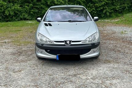 Peugeot 206 237.000 km 800 &euro; Hösbach 63768