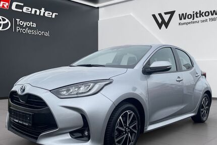 Toyota Yaris 12.500 km 19.890 &euro; Friedberg 61169