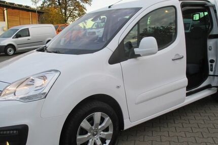 Citroen Berlingo 148.082 km 8.606 &euro; Hemmelte (bei Cloppenburg) 49688