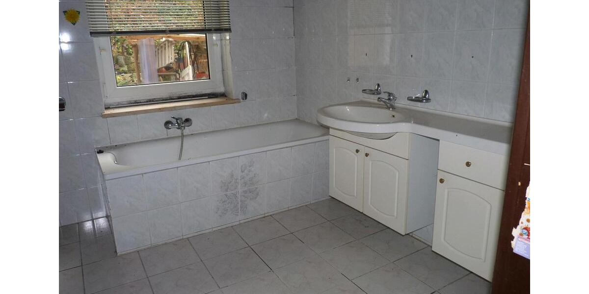 Mehrfamilienhaus, Wohnhaus Sebnitz - 25 Zimmer, 450 m&sup2;, 99.500&euro; | Angebot:27095367