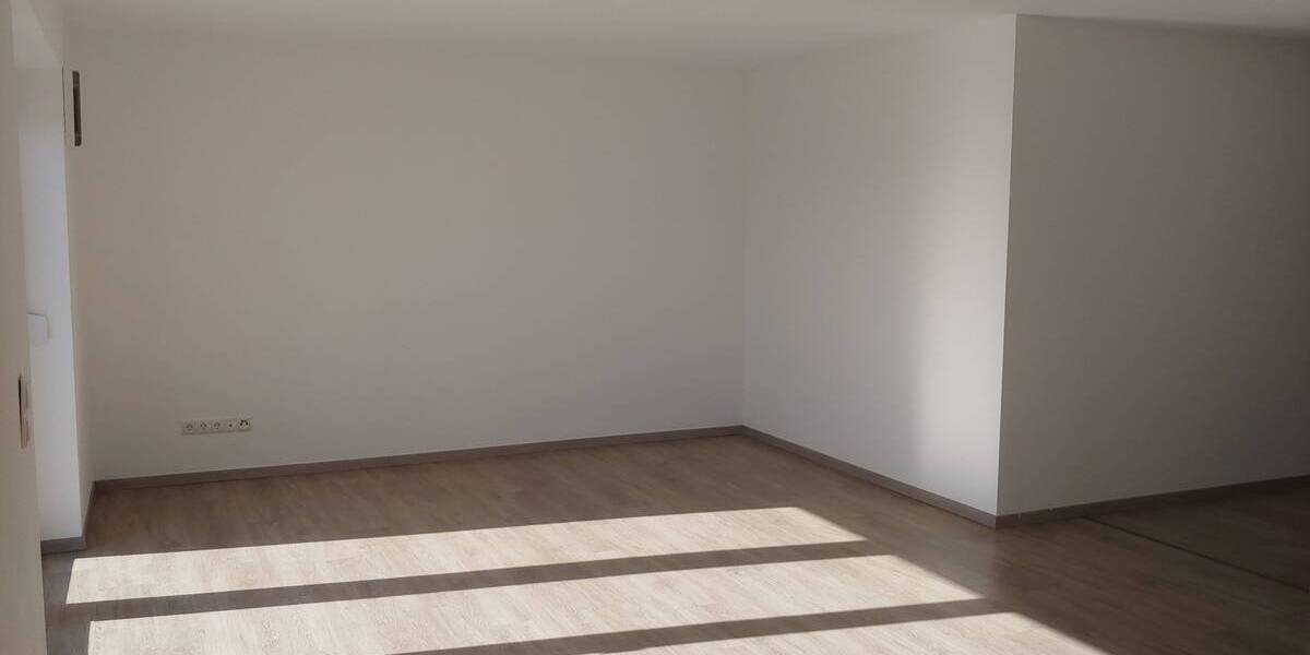 Etagenwohnung Markdorf - 3 Zimmer, 86 m&sup2;, 1.175&euro; | Angebot:25820558