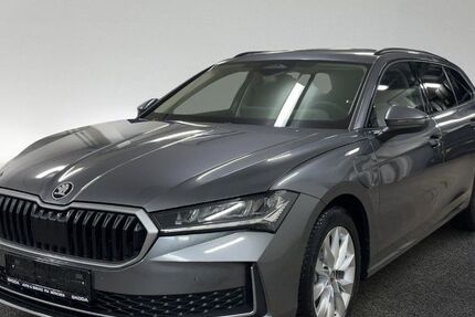 Skoda Superb 6.500 km 43.950 &euro; München 80935