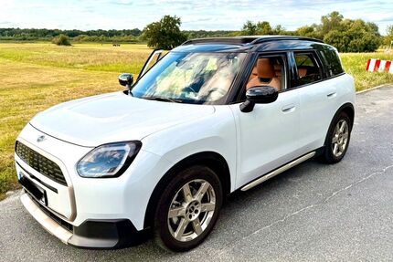 Mini Cooper E Countryman 13.000 km 39.800 € Berlin 13469