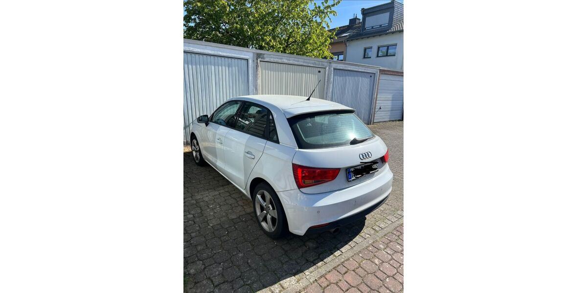 Audi A1 42.000 km 11.900 &euro; Hochheim 65239