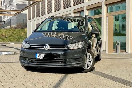 VW Touran 96.500 km 18.500 € Wiesbaden 65199