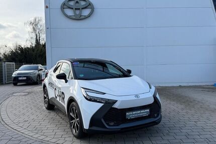 Toyota C-HR 1.230 km 39.890 &euro; Wiesbaden 65203
