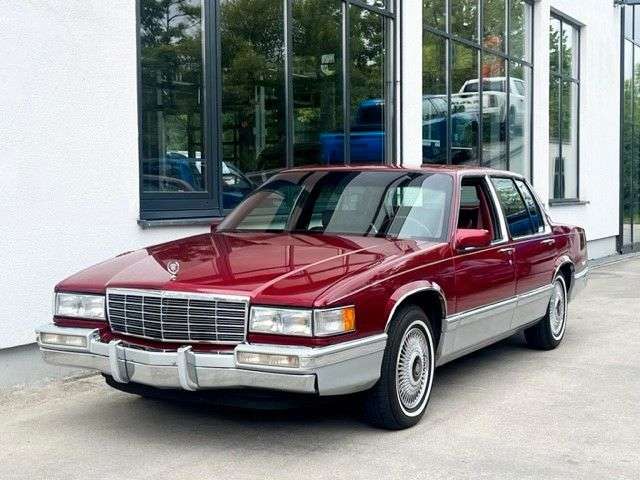 Cadillac Deville 148.000 km 20.900 € München 81677