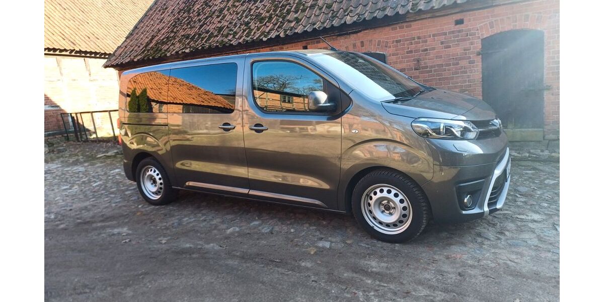 Toyota Proace (Verso) 130.000 km 30.500 &euro; Stoetze 29597