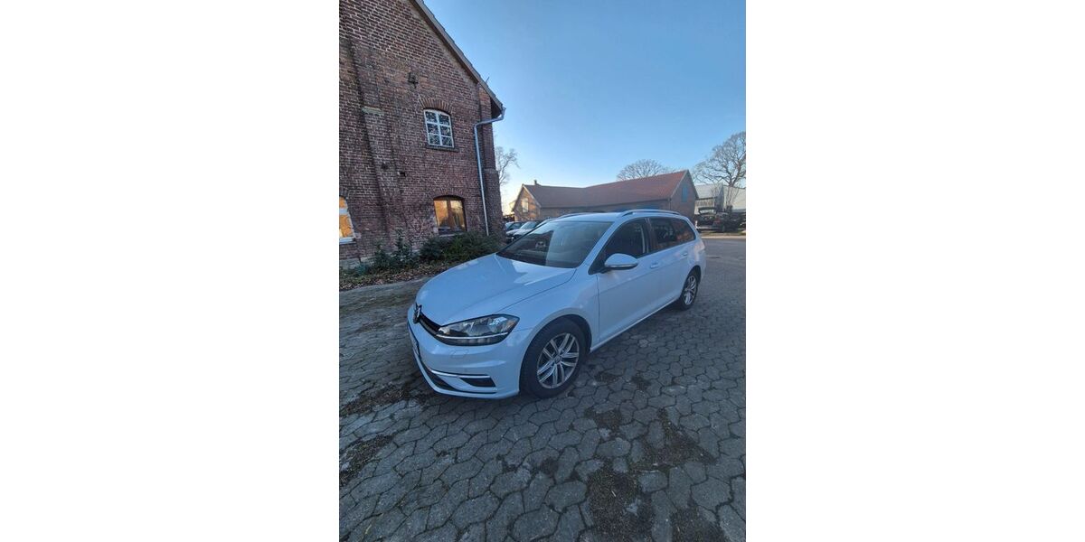 VW Golf 131.000 km 14.700 &euro; Lemgo 32657