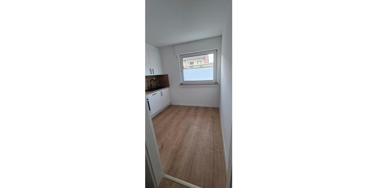 Erdgeschoßwohnung Alpen - 3.5 Zimmer, 70 m&sup2;, 1.400&euro; | Angebot:25874317
