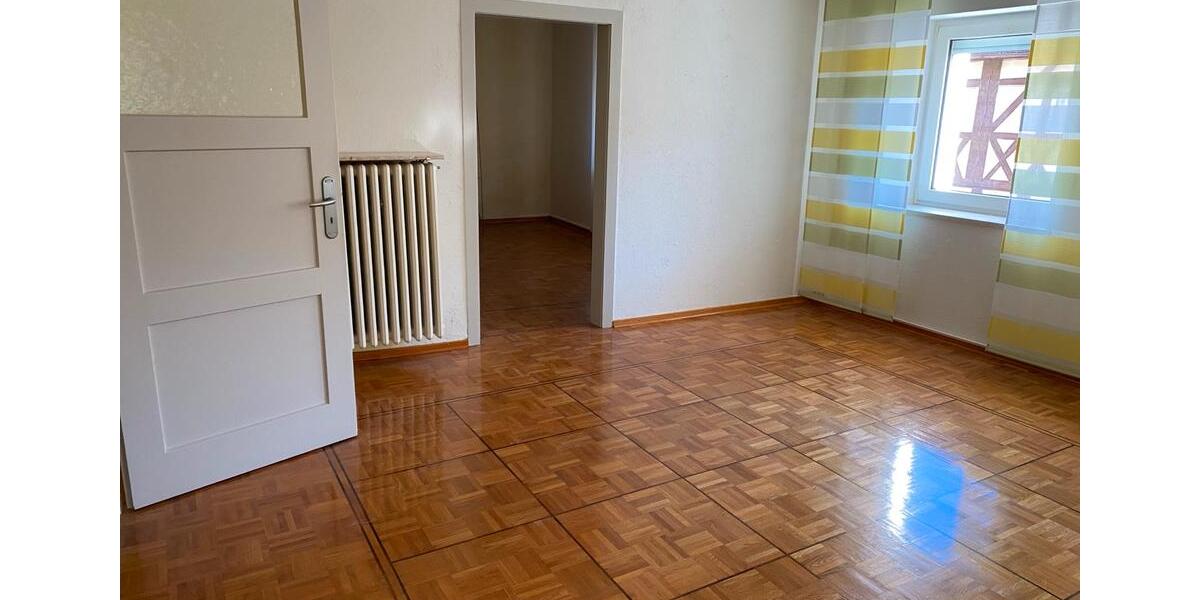 Erdgeschoßwohnung Schonungen Forst - 4 Zimmer, 115 m&sup2;, 880&euro; | Angebot:26122457
