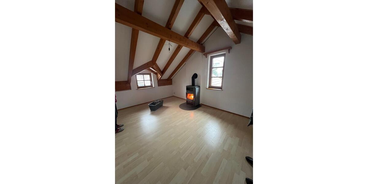 Charmante Doppelhaushälfte- ab sofort bezugsfrei! 4 zimmer