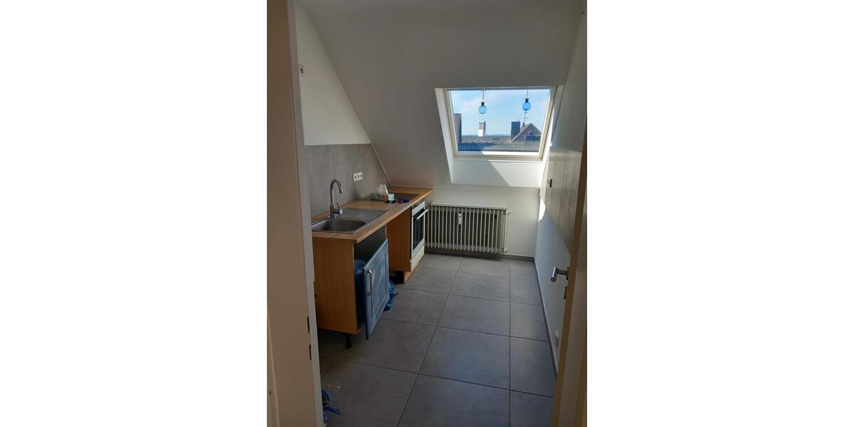 Dachgeschoßwohnung Bad Salzuflen - 1 Zimmer, 50 m&sup2;, 450&euro; | Angebot:26700868