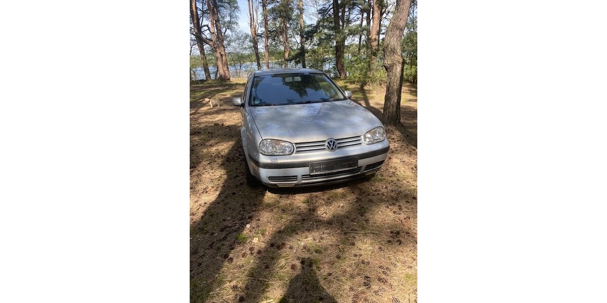 VW Golf IV 130.000 km 2.400 &euro; Diensdorf-Radlow 15864
