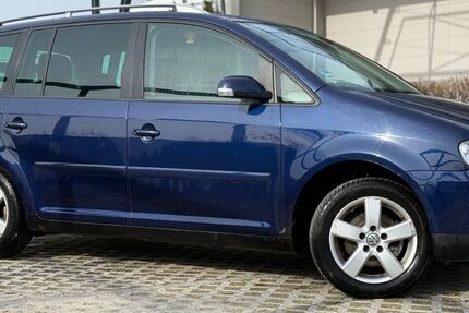 VW Touran 184.567 km 5.450 &euro; Moosburg 85368