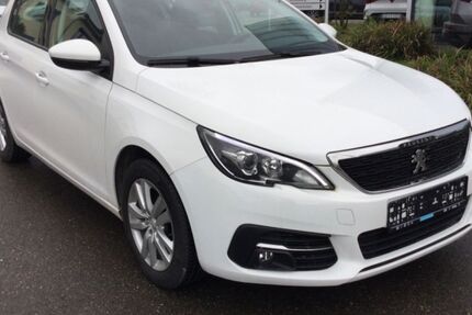 Peugeot 308 53.200 km 10.999 &euro; Metzingen 72555