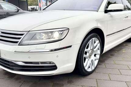 VW Phaeton 217.000 km 9.895 € Potsdam 14480