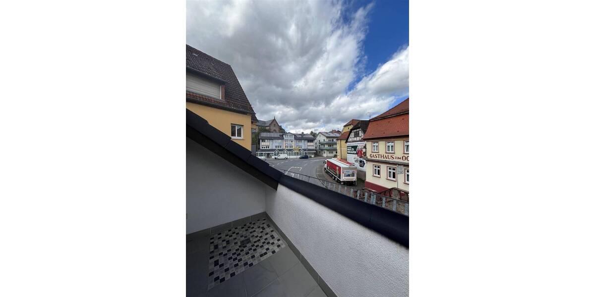 Mehrfamilienhaus, Wohnhaus Hardheim - 6 Zimmer, 180 m&sup2;, 385.000&euro; | Angebot:25706815