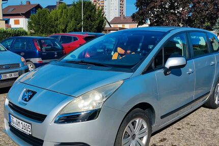 Peugeot 5008 160.000 km 5.500 € Darmstadt 64297