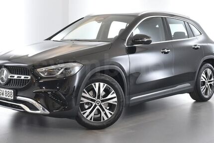 Mercedes-Benz GLA 180 9.500 km 39.870 € Chemnitz 09120