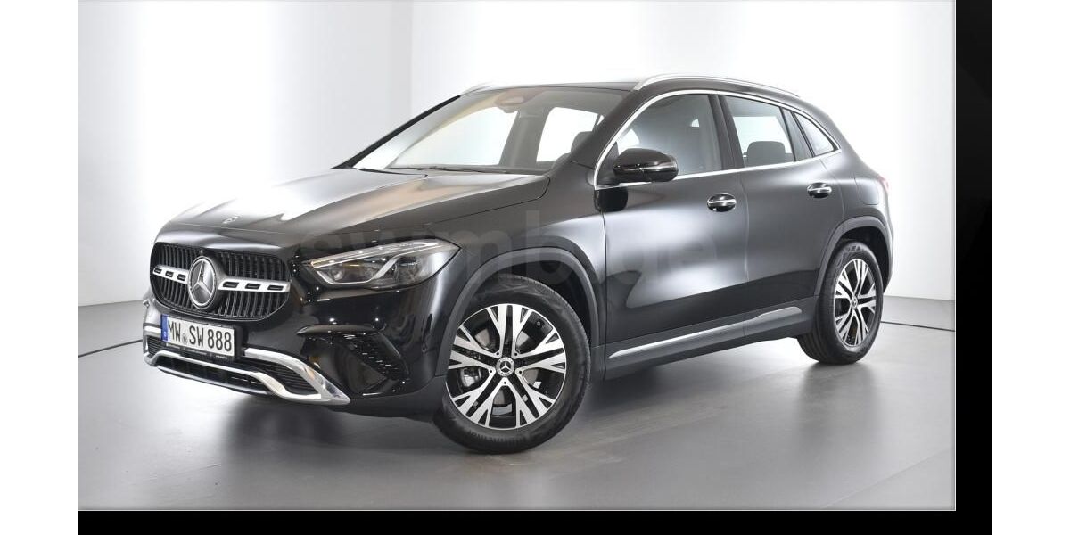 Mercedes-Benz GLA 180 9.500 km 39.870 € Chemnitz 09120