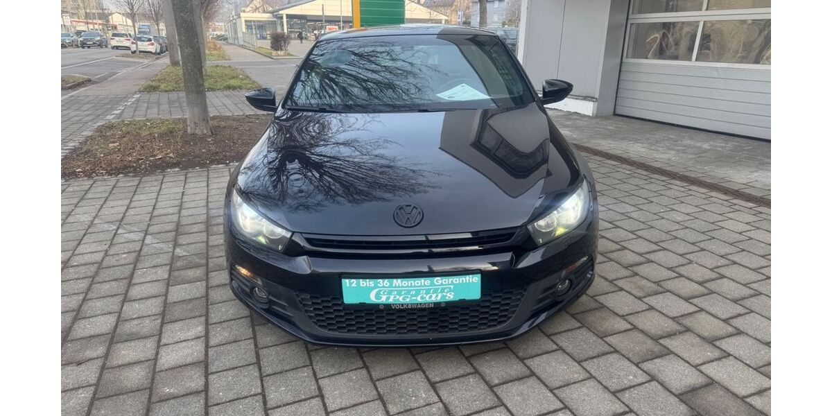 VW Scirocco 143.123 km 9.999 &euro; Esslingen am Neckar 73733
