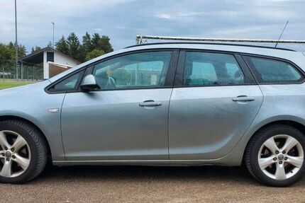 Opel Astra 244.000 km 3.200 € Lauterbach 78730