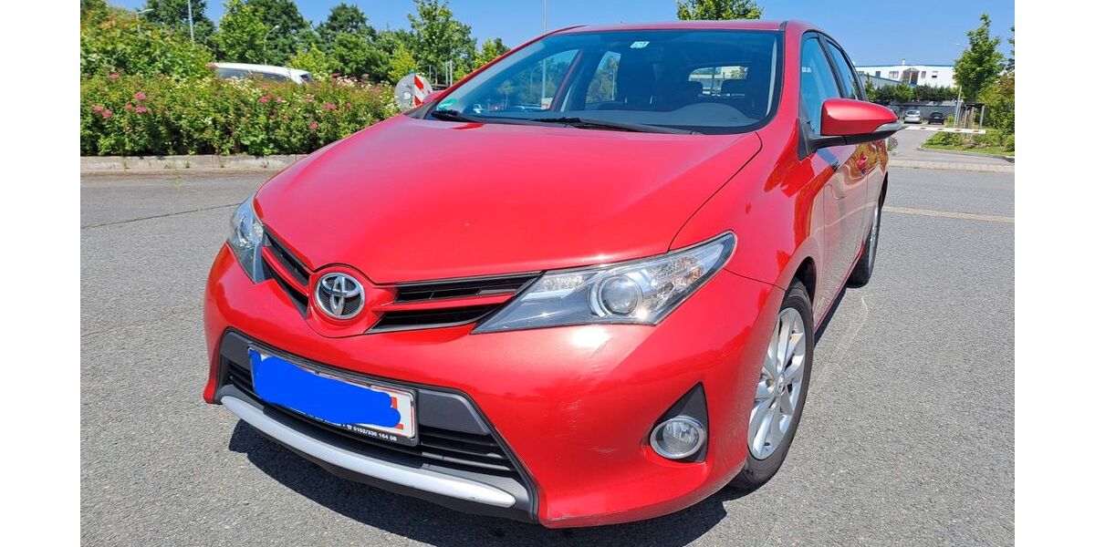 Toyota Auris 309.000 km 4.000 &euro; Eppertshausen 64859
