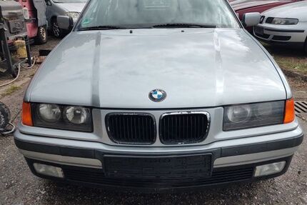 BMW 318 132.000 km 1.900 &euro; Niedergörsdorf 14913
