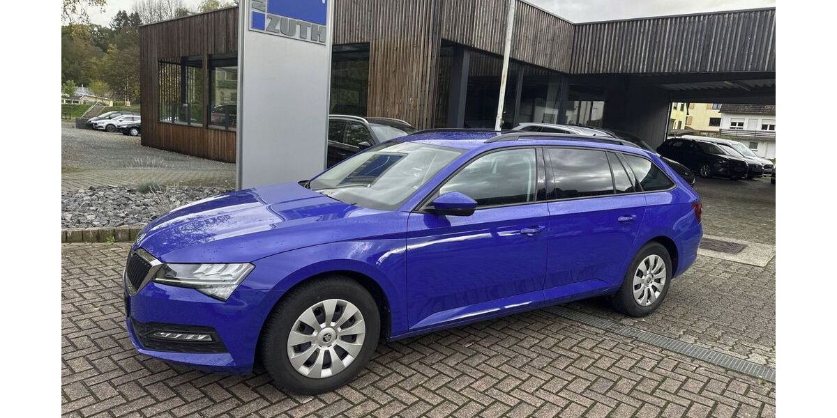 Skoda Superb 60.000 km 20.590 &euro; Weinbach 35796