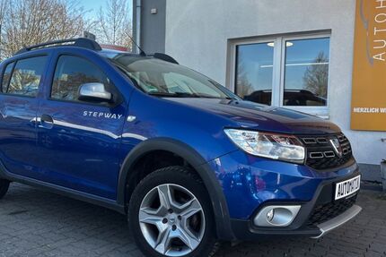 Dacia Sandero 25.000 km 13.885 &euro; Stockelsdorf bei Lübeck 23617