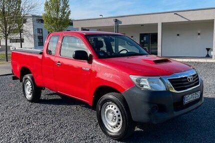 Toyota Hilux 279.000 km 14.900 &euro; Herzogenrath 52134