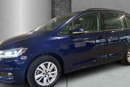 VW Touran 30.705 km 25.940 &euro; Hamburg 22047