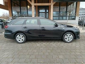 Kia Ceed SW / ceed SW CEED SW 1.5T 140 DCT7 VISION STD 19.056 km 22.490 &euro; Höhenkirchen-Siegertsbrun 85635