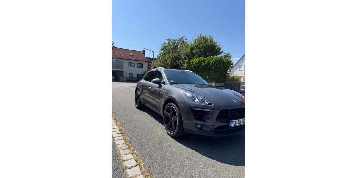 Porsche Macan 179.540 km 27.500 &euro; Fürth 90766