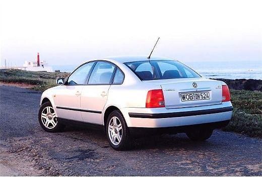 VW Passat 92.000 km 9.499 &euro; Siegen 57072
